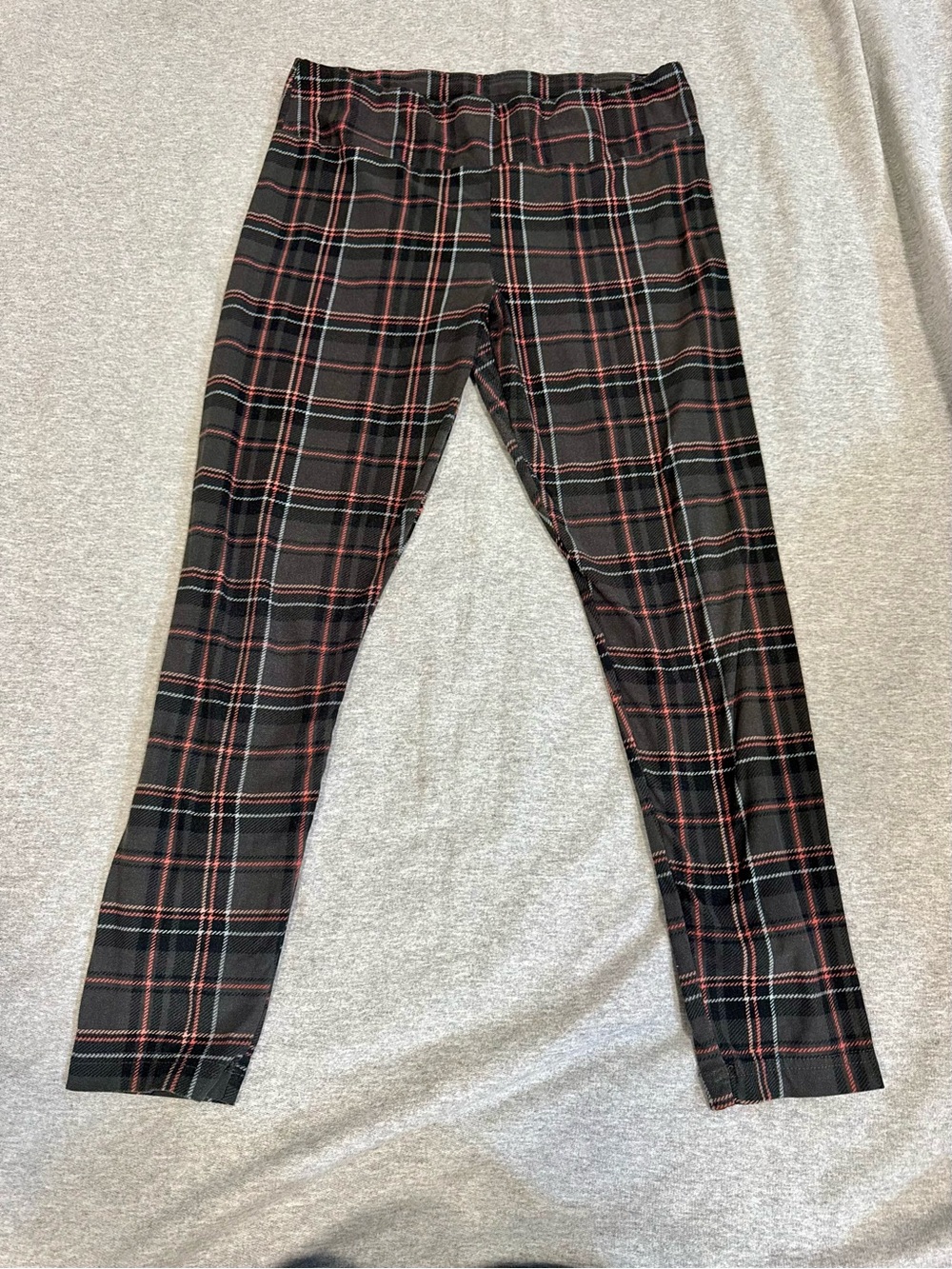 No Boundaries Black Plaid Pants with Red and White Windowpane- Juniors Large